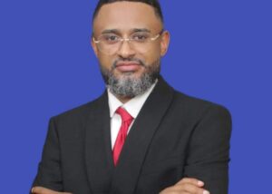 Debate sobre revisão constitucional ganha força com críticas ao modelo actual em Angola