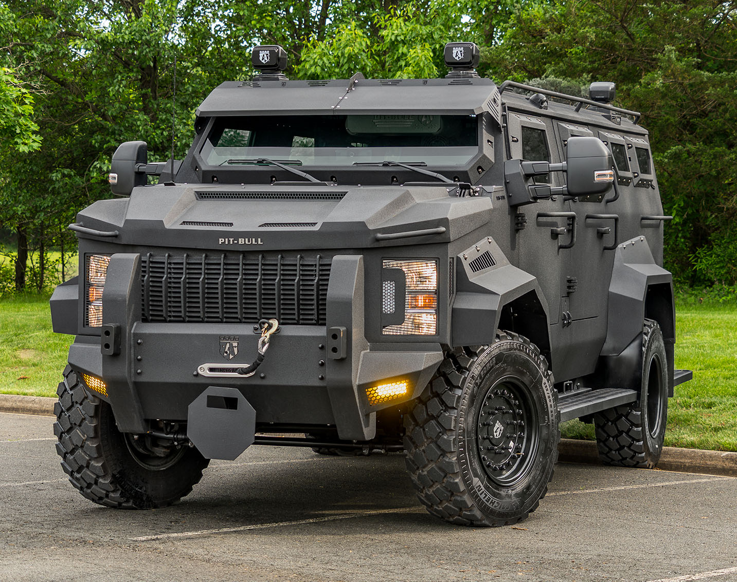 SUV do Governo Angolano