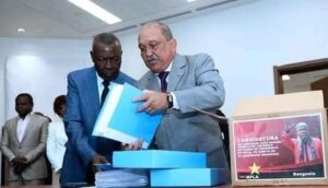 MPLA Sob Pressão: Questiona-se Acesso Antecipado às Fichas de Subscrição da Candidatura de João Lourenço